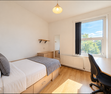 7 bedroom student house - Photo 3