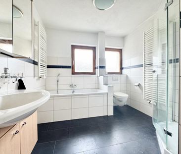 Attraktive 3-Zimmer-Wohnung mit separatem Essbereich und zwei Balko... - Photo 5