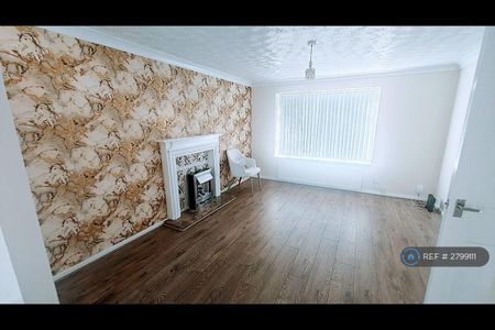 4 bedroom detached house to rent - Photo 2