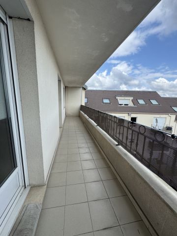Location Appartement 3 pièces 64m² VAUJOURS 93410 - Photo 3