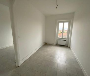 Location Appartement 2 pièces 34m² DECINES CHARPIEU 69150 - Photo 1