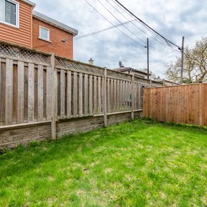 For Lease - 383 Brant Street Unit# #2, Vanier and Kingsview Park, Ontario - Photo 2