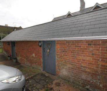 2 bedroom cottage to rent - Photo 1