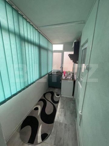 Apartament modern, 3 camere decomandat , zona Bacriz - Fotografie 3