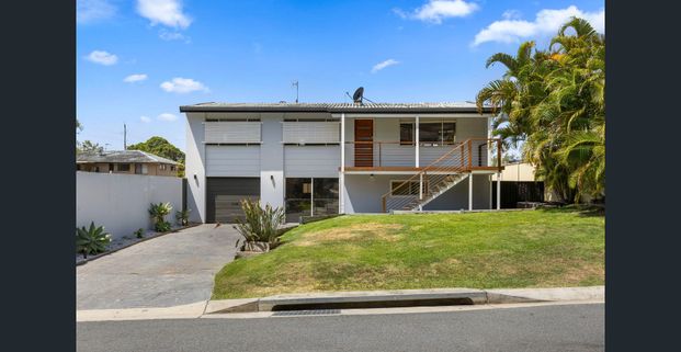 10 Numidia Street, Currumbin Waters, Qld 4223 - Photo 1