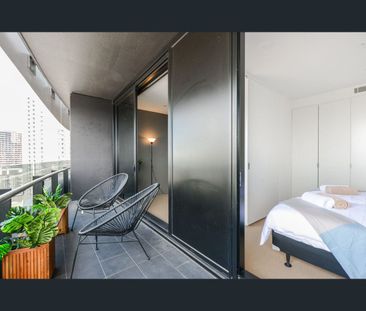 1612/555 Swanston Street, Carlton, Vic 3053 - Photo 4