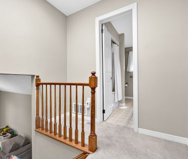 For Lease - 11 Fuller Crescent, Thorold, Ontario - Photo 6