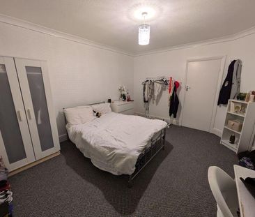 5 bedroom house to rent - Photo 2