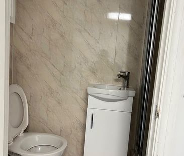 1 Bed Flat, Bowes Road, N13 - Photo 2