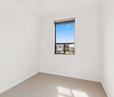 Freshly Renovated 4-Bedroom Home in a Prime Location! - Photo 6