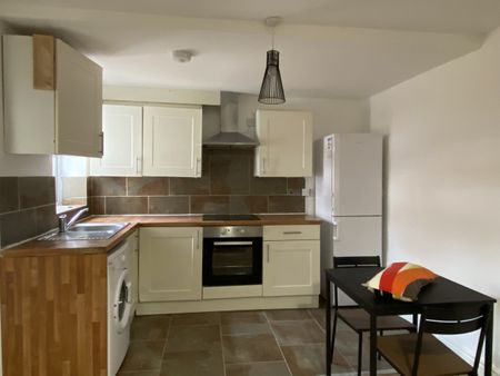 1 Bed Flat, Aylestone, LE2 - Photo 3