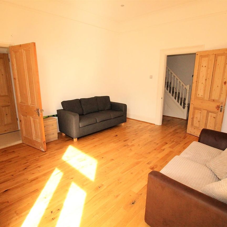 House - Semi-Detached For Rent Campbell Road, Southsea - Photo 1