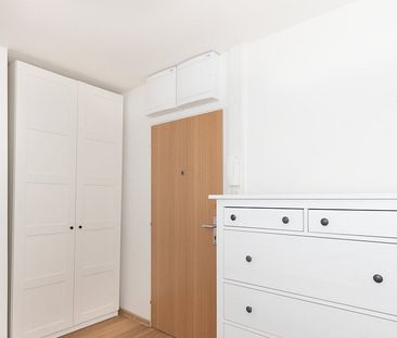 Pronájem bytu 1+1 38 m² - Photo 2