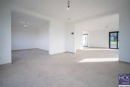 KRUISHOUTEM - Zeer gunstig gelegen luxueuze woning op 1.026 m² - Foto 3