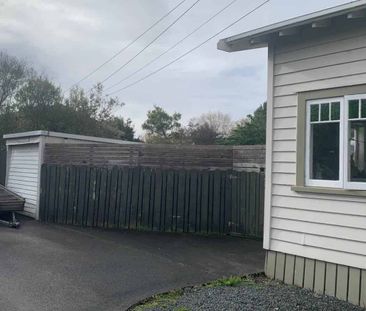 2 bedroom + study or 3 bedroom - Photo 2