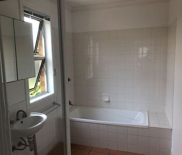 5 School Road, Elimbah QLD 4516 - House For Rent - $540 | Domain - Photo 5