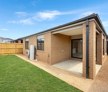 13 Salters Street, Thornhill Park, Vic 3335 - Photo 5