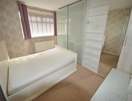 3 Bedroom Semi Detached To Let - Photo 3