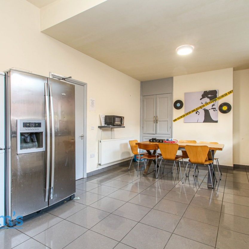 1 bed Shared House for Rent - Photo 1