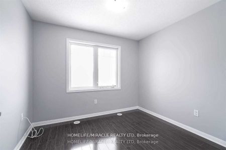 For Lease - 43 Colonel Frank Ching Crescent, Brampton, Ontario - Photo 4