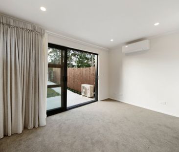 Near-New Stylish Townhouses - Photo 3
