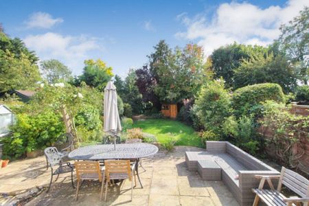 3 bedroom semi-detached house to rent - Photo 5