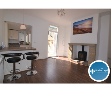 2 bedroom terraced house to rent - Photo 3