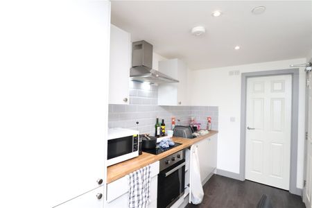 1 bedroom apartment to rent - Photo 4