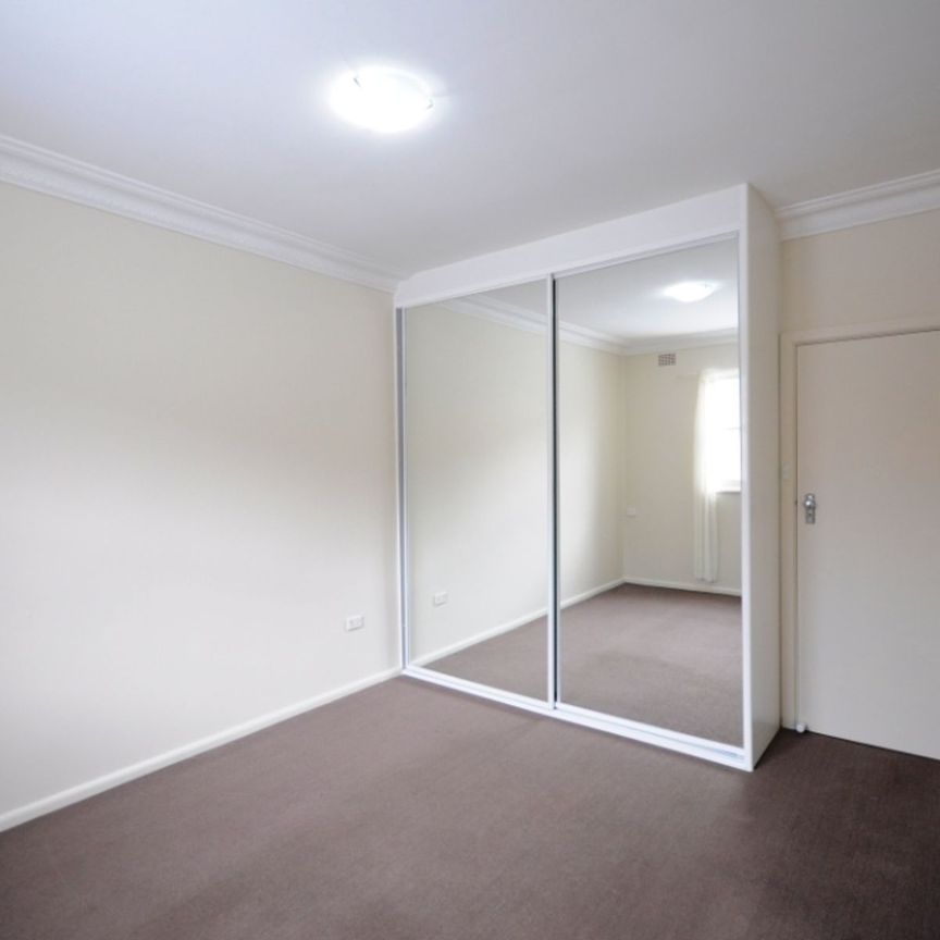 2/60 Palmer Street, 2161, Guildford Nsw - Photo 1