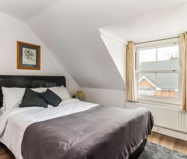 4 bedroom terraced house to rent - Photo 6