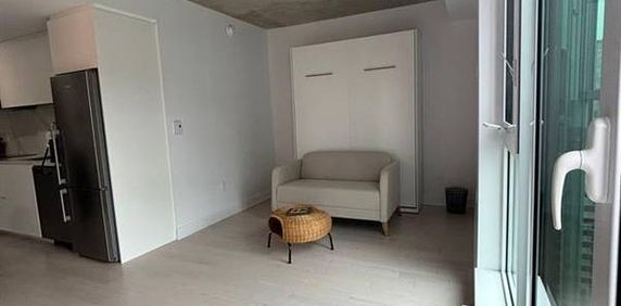 Studio for rent in Griffintown - Photo 2