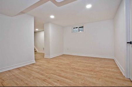 For Lease - 63 Pinegrove Avenue, Toronto, Ontario - Photo 4