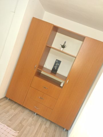 Garsonieră decomandată, mobilată, 40m², etaj 1 - Photo 5