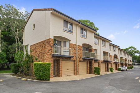 Tugun Beachside 2 Bedroom Townhouse - Utilities included - Photo 2