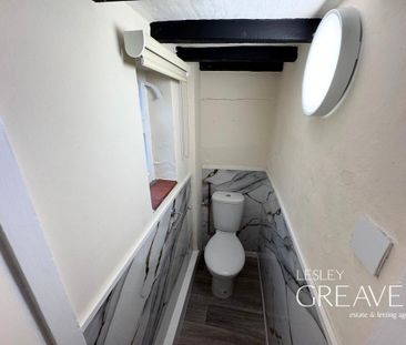 2 bedroom cottage to rent - Photo 2