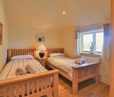 2 bedroom barn conversion to rent - Photo 5