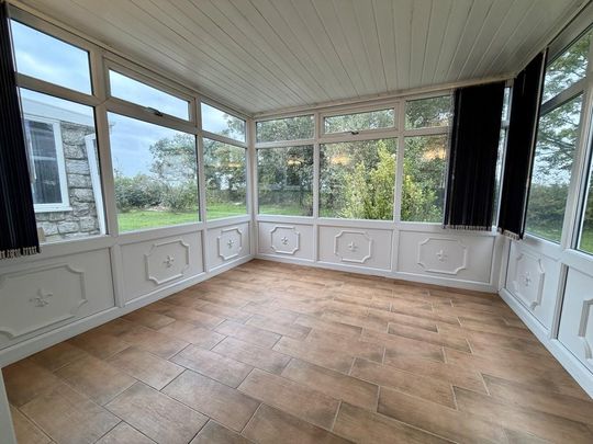 3 bedroom bungalow to rent - Photo 1