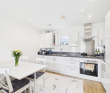 2 bedroom flat to rent - Photo 6