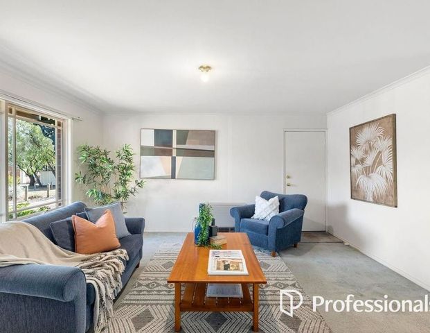 Spacious 3-Bedroom Unit in Mount Waverley - Photo 1