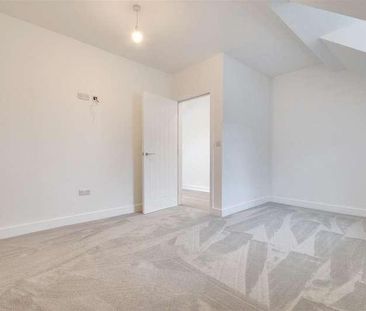 Tudor Court, Ferringham Lane, Ferring, Worthing, BN12 - Photo 6