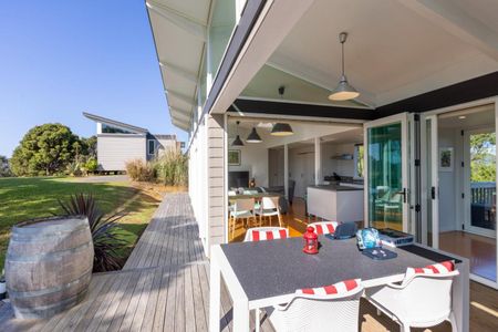 Wheelchair Accessible - 2 Bedroom Chalet - ... - Photo 5