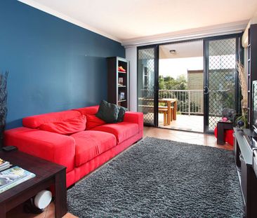 Unit 12/106 Linton Street, Kangaroo Point. - Photo 1