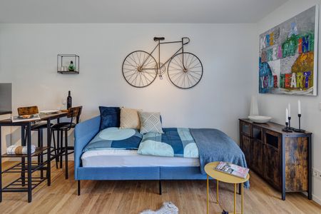 Stunning 1-room apartment with loggia for rent - Photo 4