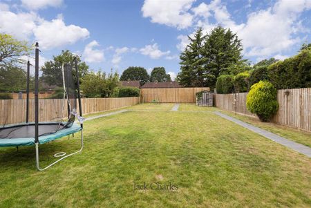 4 bedroom bungalow to rent - Photo 5