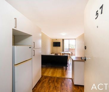 Fully Furnished & Close to Everything! - Photo 5