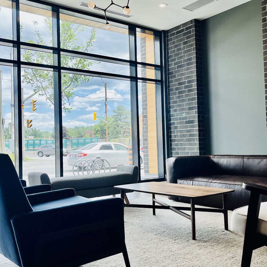 Brand new luxury apartments for rent overlooking the Ottawa River, minutes from trendy Westboro & Hintonburg ! - Photo 1