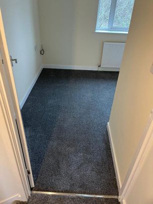 4 bedroom semi-detached house to rent - Photo 1