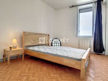 Apartment - Photo 4