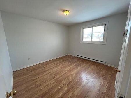 84 Joseph Street - Unit 5 - 2 bed, 1 bath - Photo 3