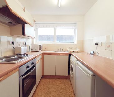 2 bedroom apartment to rent - Photo 5